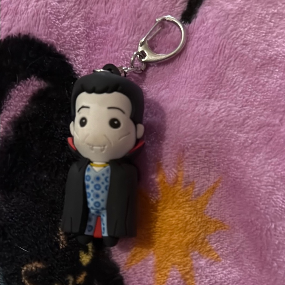Disney Hocus Pocus Figural Bag Clip Dave Dennison Max's Dad vampire Keychain